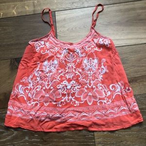 Unique orange flow crop tank
